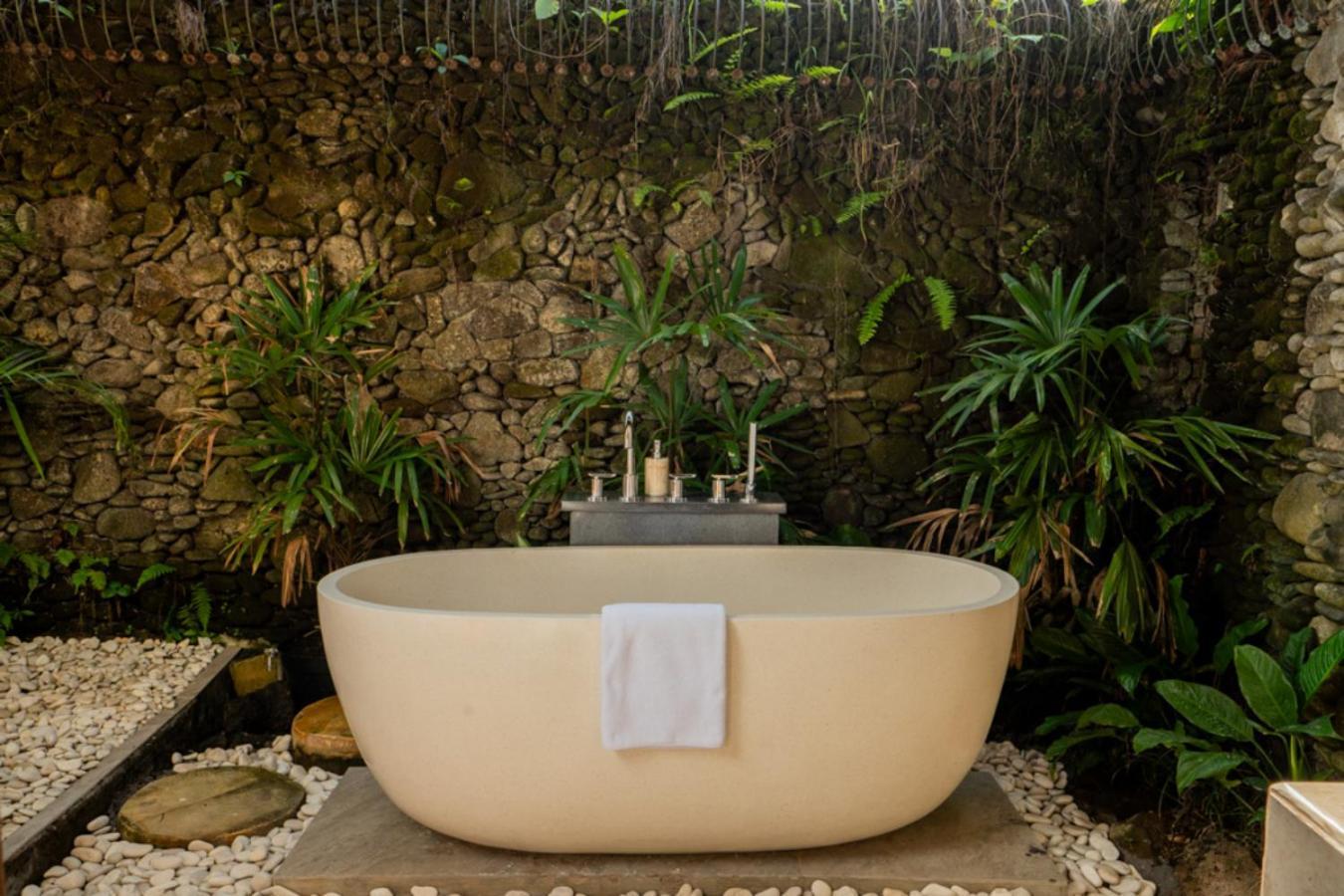 Oma Ubud Экстерьер фото